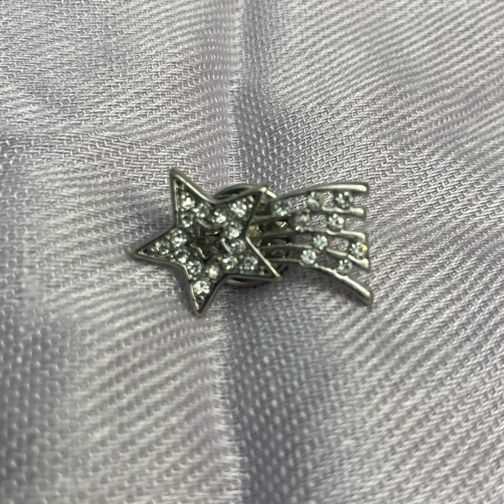 $3 Bundle Only Star brooch
